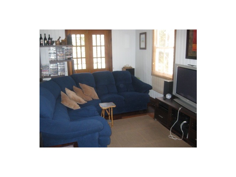 54 Grove Street, Albion QLD 4010