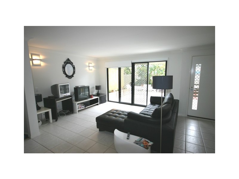 44 WICKHAM STREET, Morningside QLD 4170