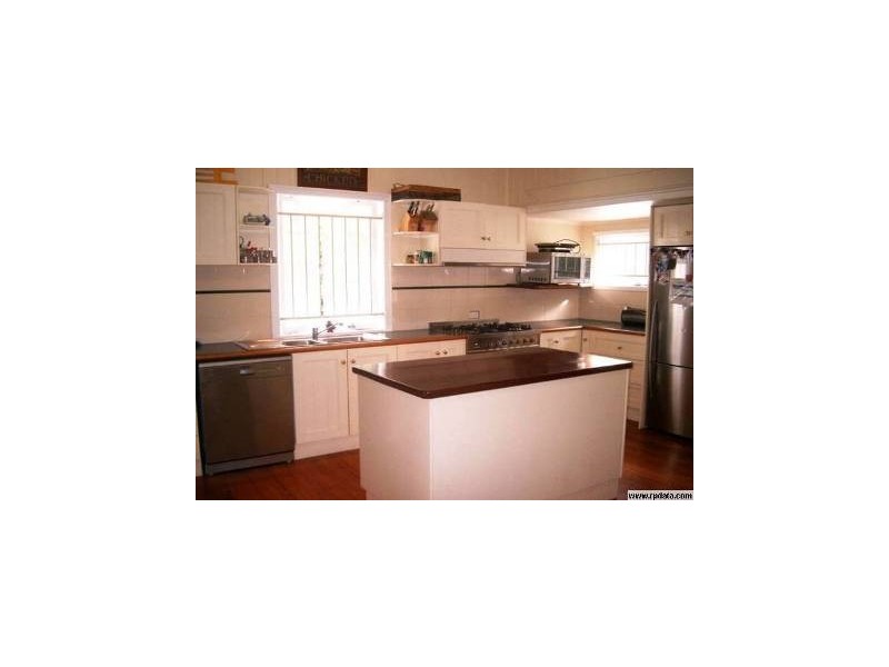 38  GILBERT STREET, Windsor QLD 4030