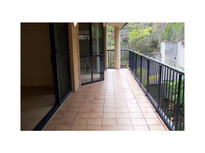 7/52 YORK STREET, Indooroopilly QLD 4068