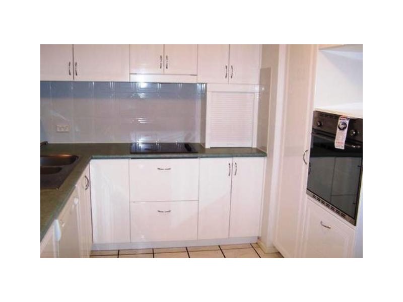 7/52 YORK STREET, Indooroopilly QLD 4068