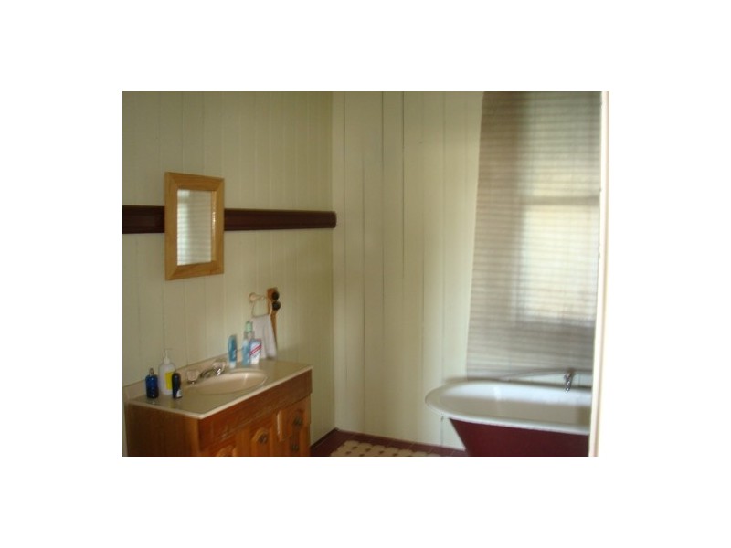 6 Clarendon Street, East Brisbane QLD 4169