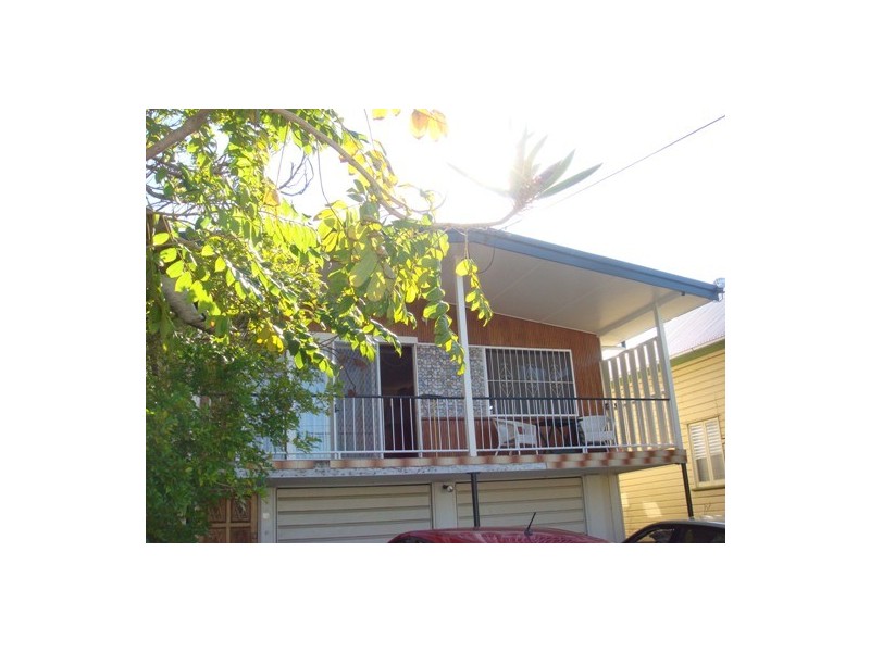 8 Clarendon Street, East Brisbane QLD 4169