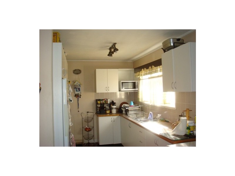 8 Clarendon Street, East Brisbane QLD 4169