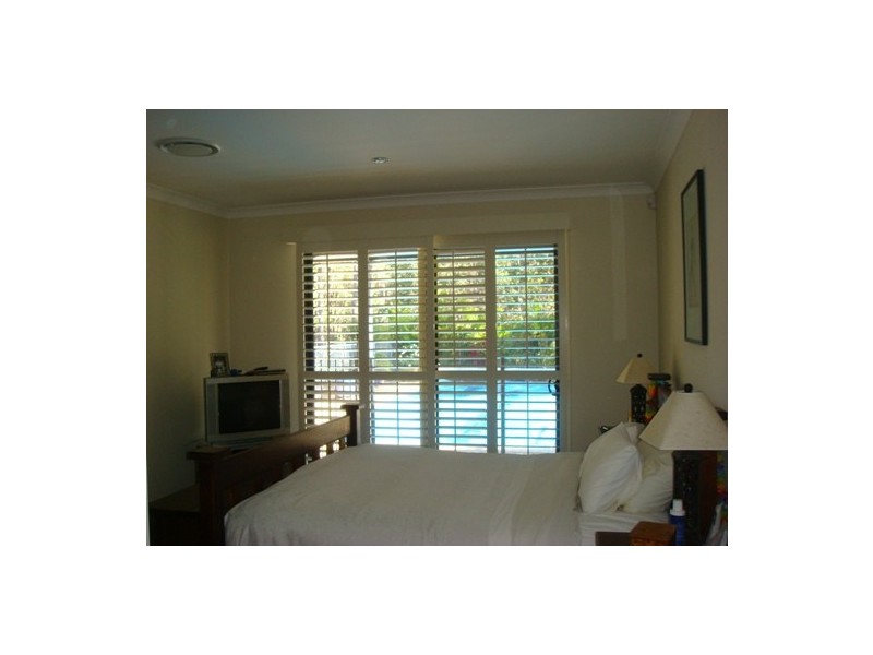 8 Springbook Court, Cashmere QLD 4500