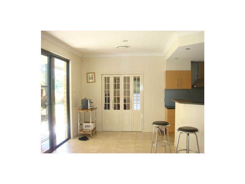 8 Springbook Court, Cashmere QLD 4500