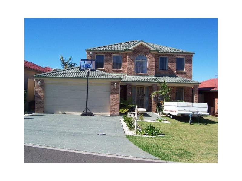 5 Selwyn Grove, Horsley NSW 2530