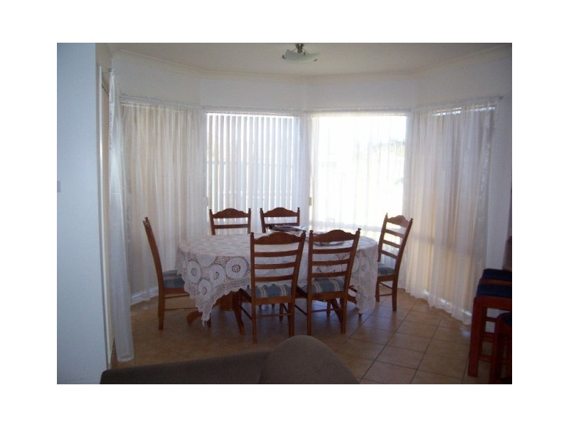 5 Selwyn Grove, Horsley NSW 2530