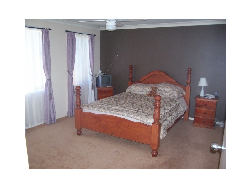 5 Selwyn Grove, Horsley NSW 2530