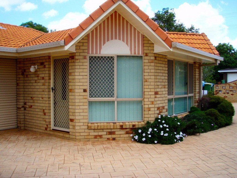 Kearneys Spring QLD 4350