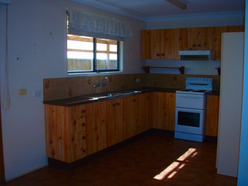 Kearneys Spring QLD 4350