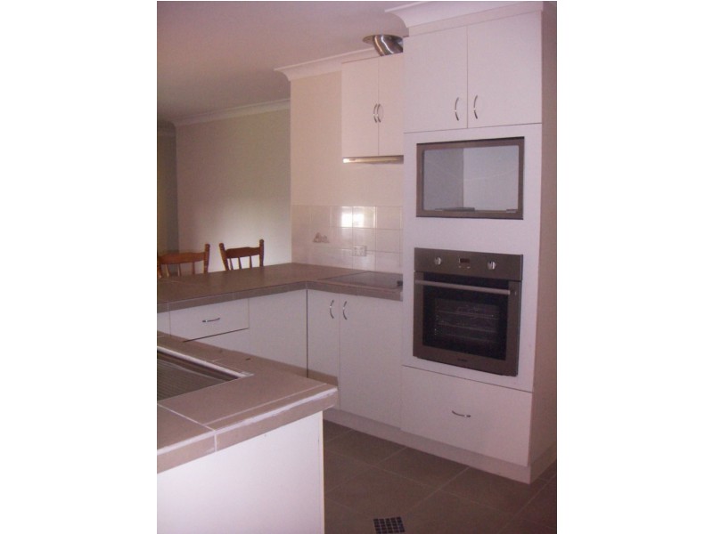 Mount Lofty QLD 4350