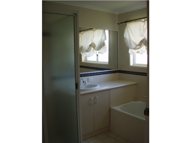 Glenvale QLD 4350