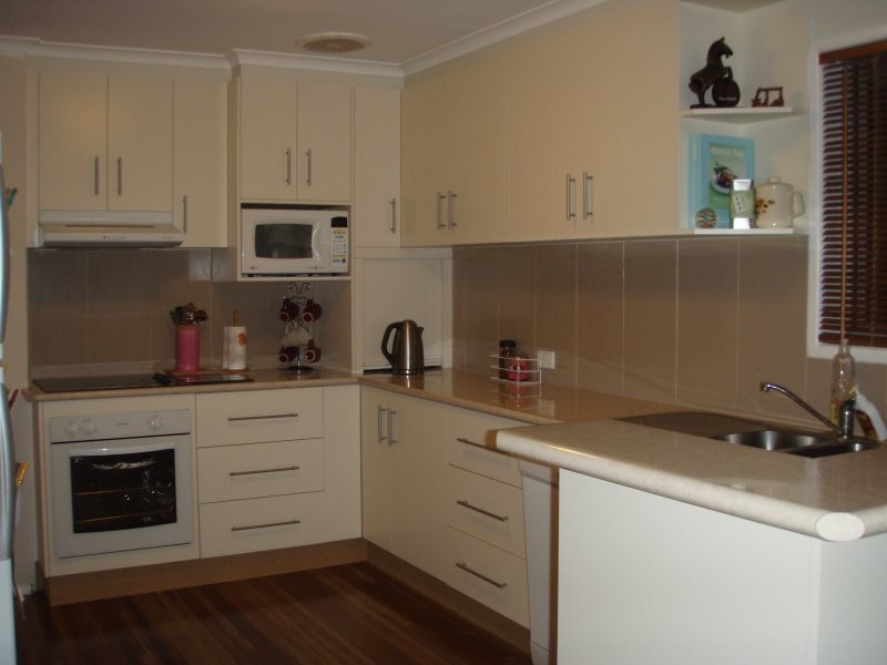 Centenary Heights QLD 4350