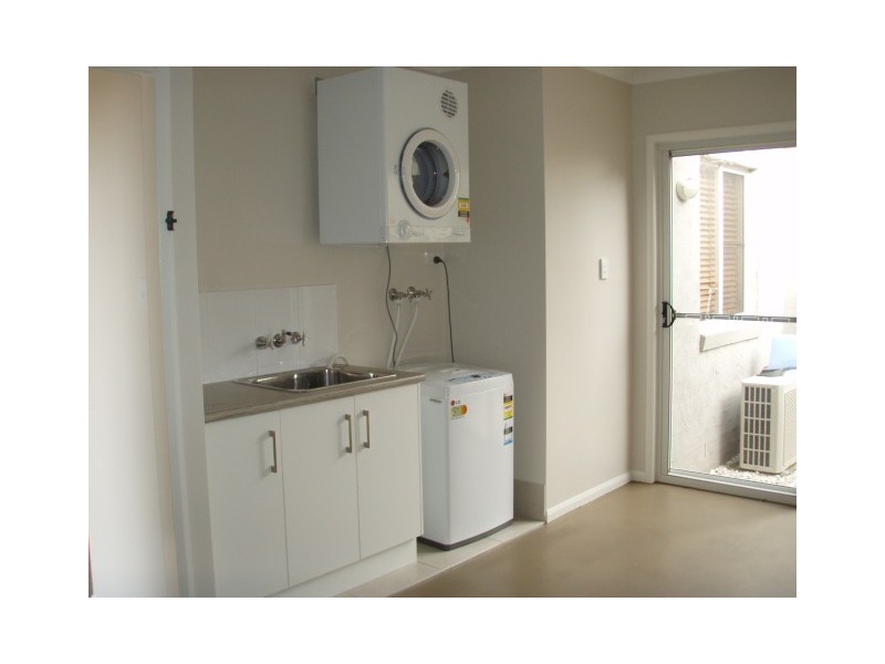 Kearneys Spring QLD 4350