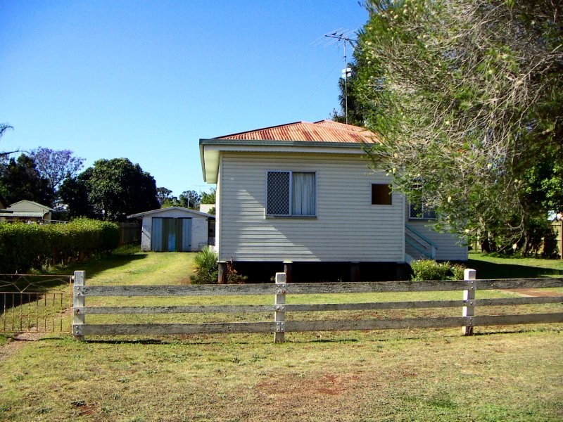 9 Devine, Harristown QLD 4350