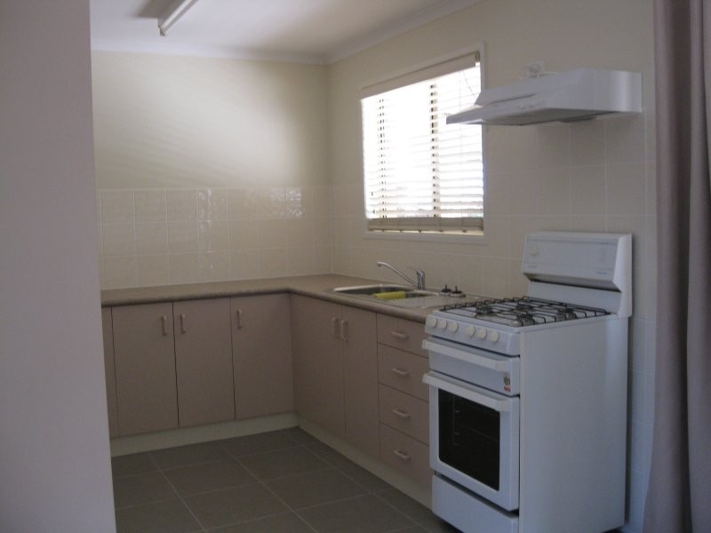 10 Gladstone Street, Wyreema QLD 4352