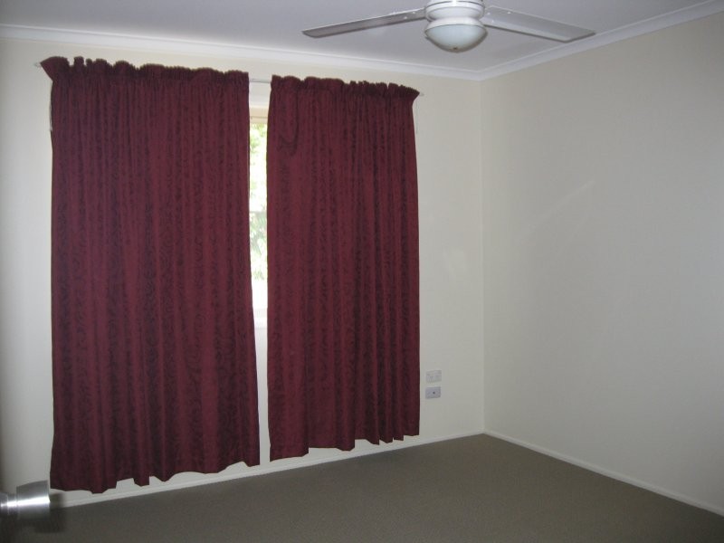 10 Gladstone Street, Wyreema QLD 4352