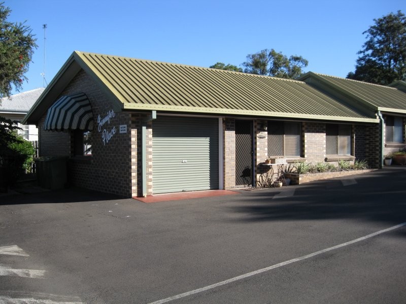 Unit 4 – 7 Stradbroke Street, Rockville QLD 4350