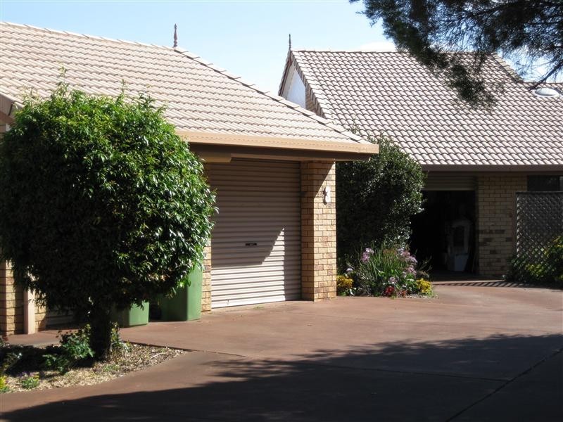 3/15 Paradise Street, Kearneys Spring QLD 4350