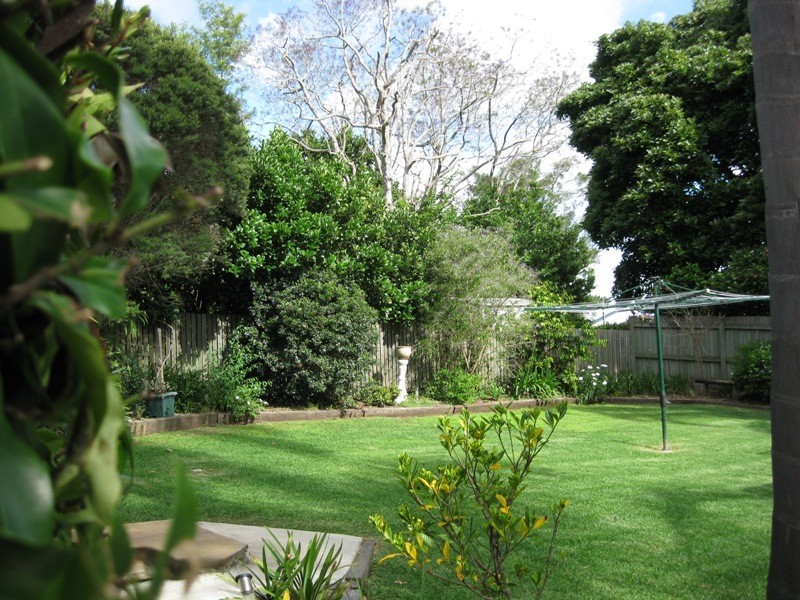 54a North Street, Mount Lofty QLD 4350