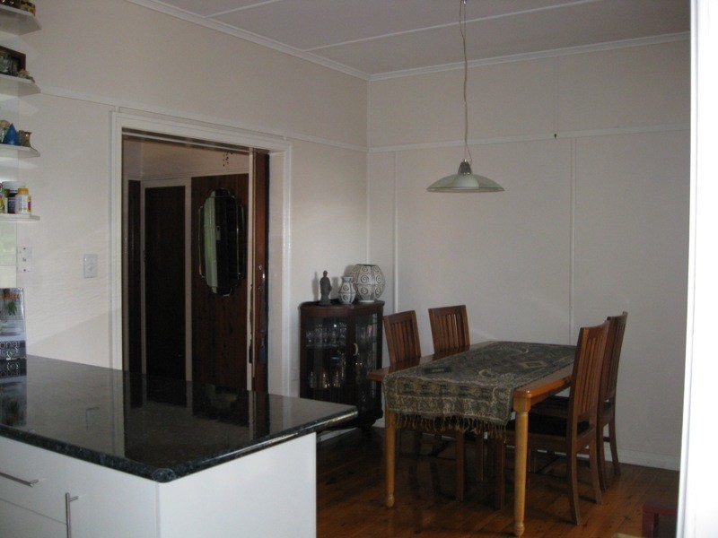 54a North Street, Mount Lofty QLD 4350