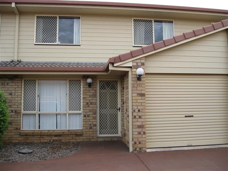 2/8 Cortess Street, Toowoomba QLD 4350