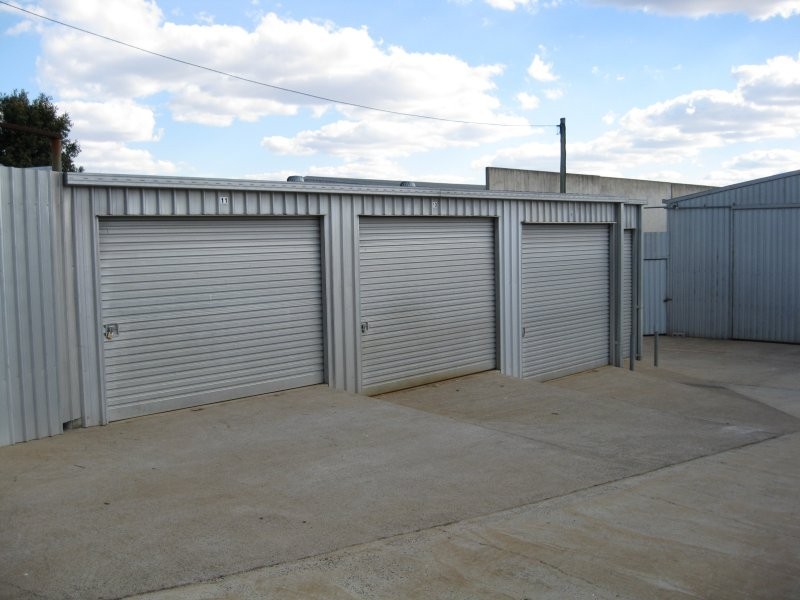 Shed 4/5 Progress Court, North Toowoomba QLD 4350