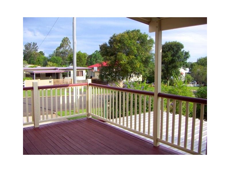 12 Lochel, Toowoomba QLD 4350