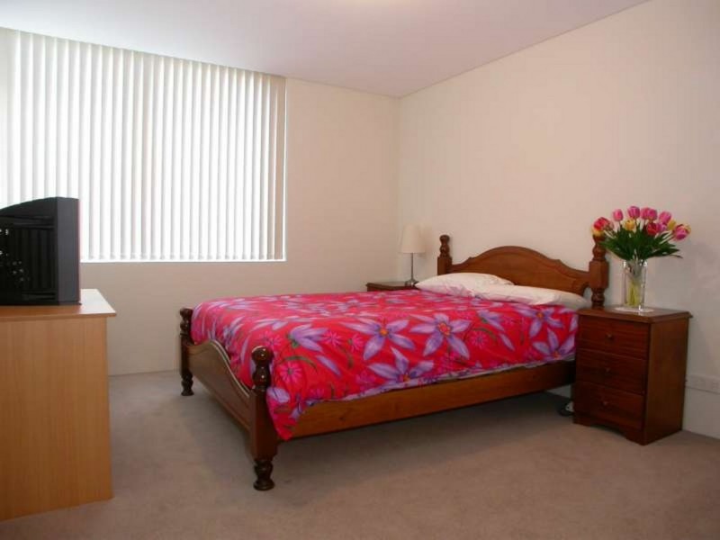 28/18 Edgewood Cr, Cabarita NSW 2137