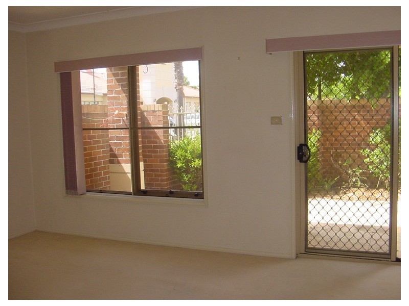 1 Simeon Place, Liberty Grove NSW 2138