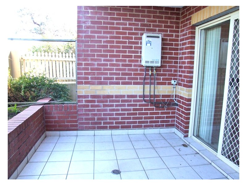 2/41-43 Railway Cres, Burwood NSW 2134