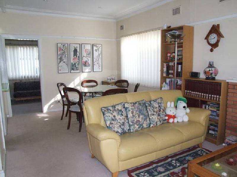 42 Walsh Ave, Croydon Park NSW 2133