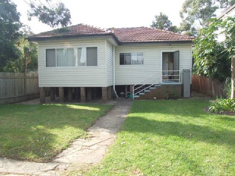42 Walsh Ave, Croydon Park NSW 2133