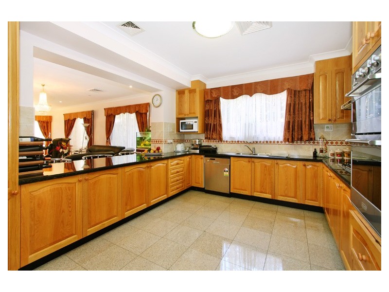 8 Wallis Ave, Strathfield NSW 2135