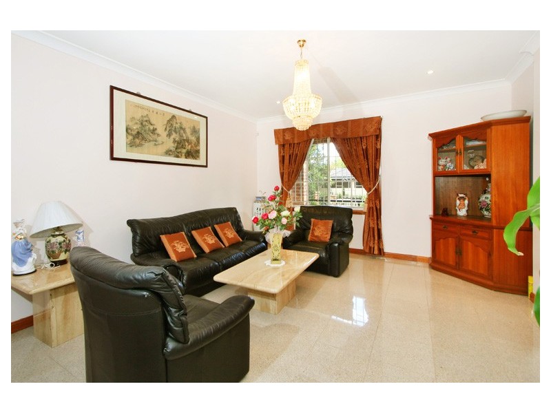 8 Wallis Ave, Strathfield NSW 2135