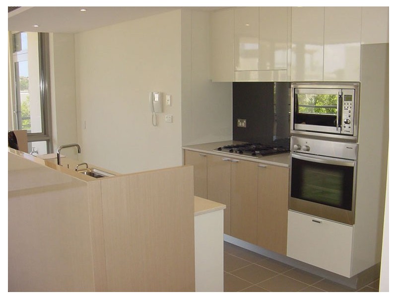 1/18 Edgewood Cres, Cabarita NSW 2137