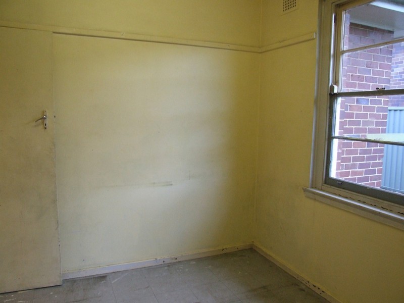 46 Vicliffe Ave, Campsie NSW 2194