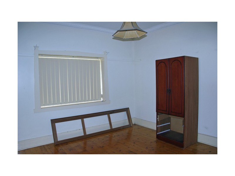 14 Beuachamp St, Wiley Park NSW 2195