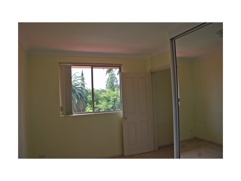 3/11 Wyatt Ave, Burwood NSW 2134