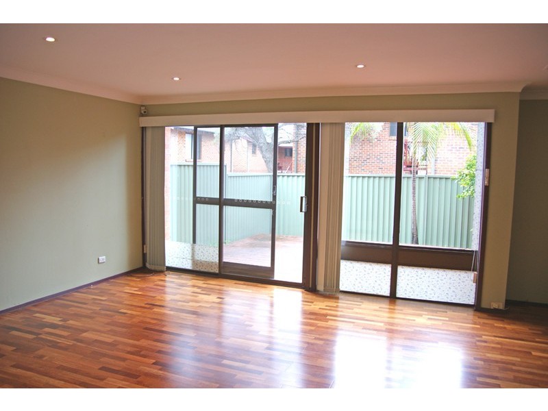6/7-9 King St, Enfield NSW 2136