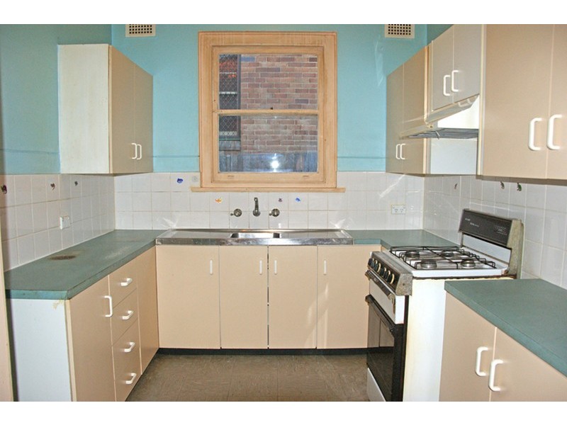 57 Vicliffe Ave, Campsie NSW 2194