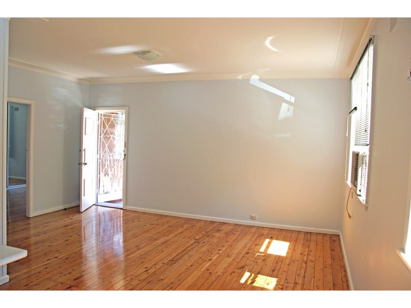 86 Shaftesbury Rd, Burwood NSW 2134