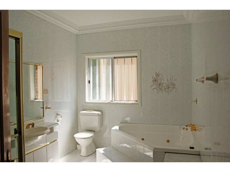 27 Conder St, Burwood NSW 2134