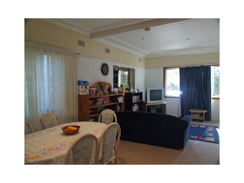42 Walsh Ave, Croydon Park NSW 2133