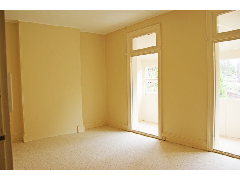 1/1 Albert Cres, Croydon NSW 2132