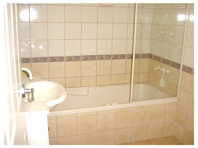 2/20 Belmore St, Burwood NSW 2134