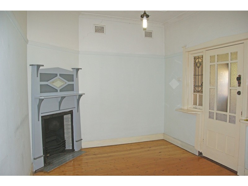 2 Quandong Avenue, Burwood NSW 2134