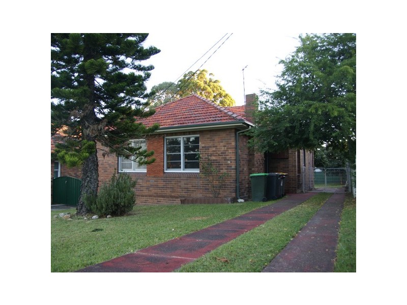 57 Vicliffe Ave, Campsie NSW 2194