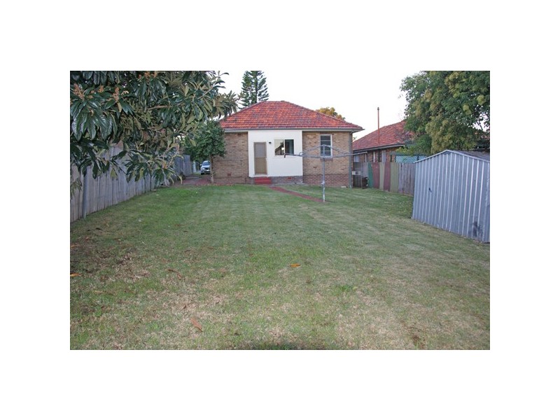 57 Vicliffe Ave, Campsie NSW 2194